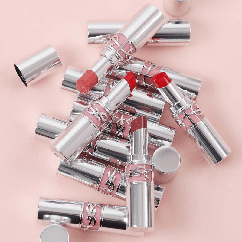 YSL LoveShine Lip Oil Stick hứa hẹn mang đến cho bạn một trải nghiệm son dưỡng hoàn toàn mới 